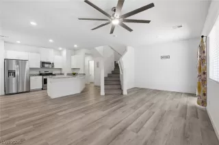 Photo #5: 2790450 Listing 