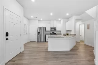 Photo #6: 2790450 Listing 