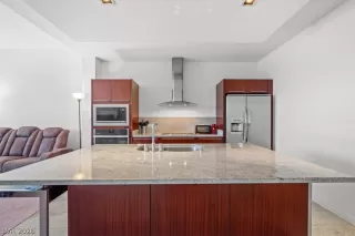 Photo #6: 2790466 Listing