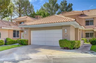 Photo #1: 2790521 Listing