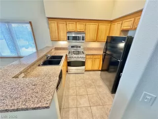 Photo #6: 2790640 Listing