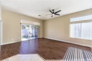 Photo #6: 2790695 Listing