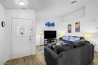 Photo #2: 2790747 Listing