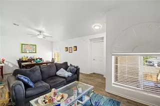 Photo #5: 2790747 Listing