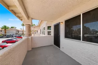 Photo #3: 2790757 Listing