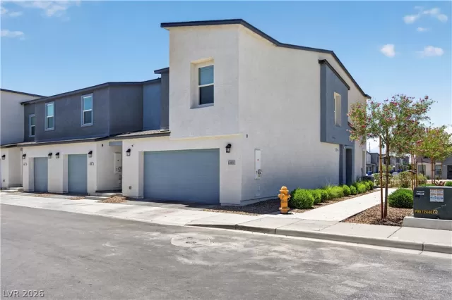 MLS: 2790760 Condo For Sale