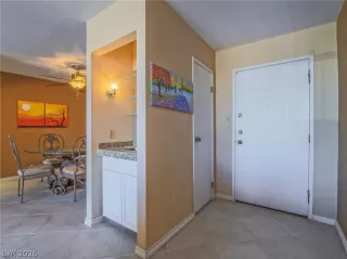 Photo #4: 2790763 Listing