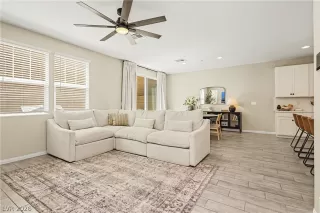 Photo #5: 2790778 Listing