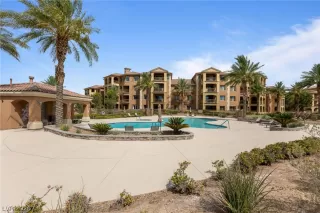 Photo #2: 2790788 Listing