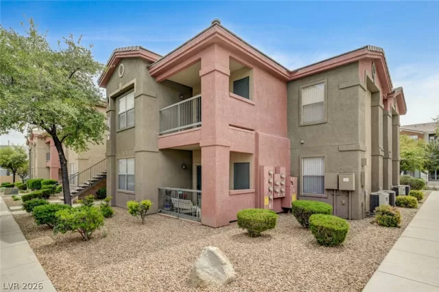 MLS: 2790794 Condo For Sale