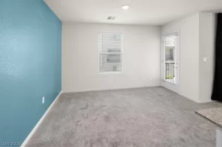 Photo #4: 2790795 Listing
