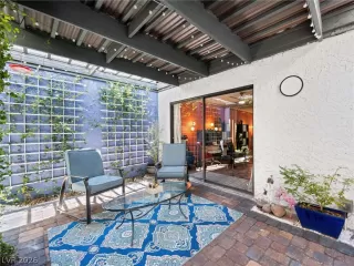 Photo #3: 2790906 Listing