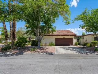 Photo #6: 2790906 Listing