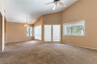 Photo #3: 2791004 Listing