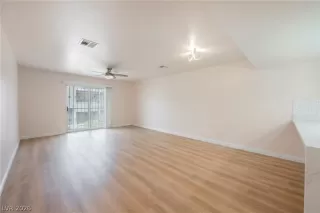 Photo #3: 2791050 Listing