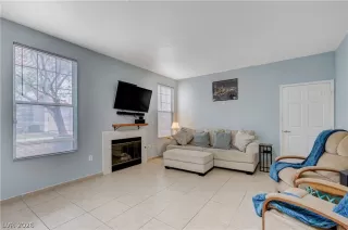 Photo #3: 2791148 Listing