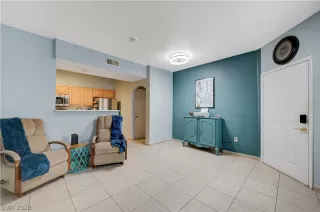 Photo #6: 2791148 Listing
