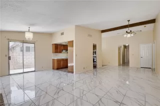 Photo #4: 2791174 Listing