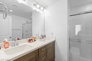 Photo #5: 2791220 Listing