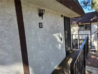 Photo #3: 2791230 Listing
