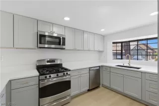 Photo #4: 2791256 Listing 