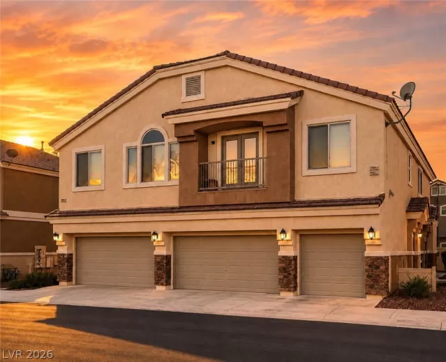 MLS: 2791269 Condo For Sale