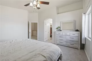 Photo #4: 2791269 Listing
