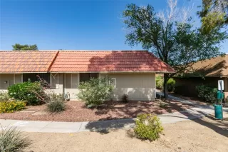 More Details about MLS # 2791270 : 2556 PARADISE VILLAGE WAY
