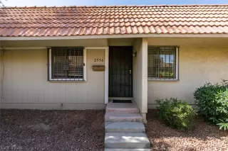 Photo #3: 2791270 Listing