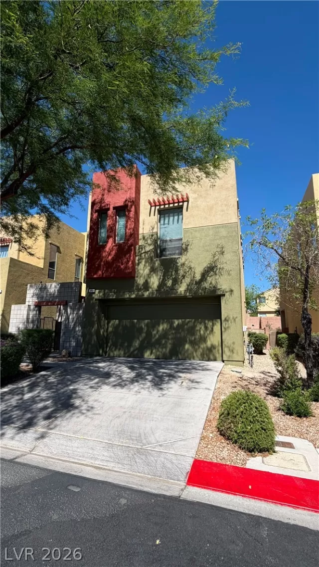 MLS: 2791273 Condo For Sale