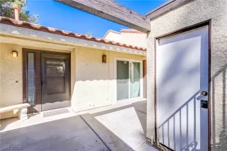 Photo #3: 2791290 Listing