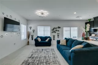Photo #3: 2791313 Listing