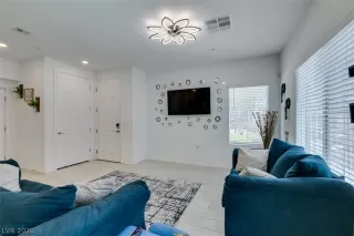 Photo #6: 2791313 Listing