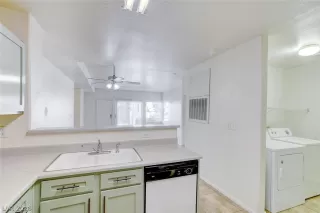 Photo #5: 2791342 Listing
