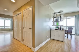 Photo #2: 2791382 Listing
