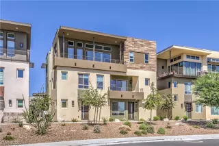 Photo #1: 2791406 Listing