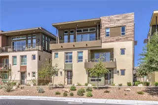 Photo #2: 2791406 Listing
