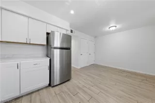 Photo #3: 2791428 Listing