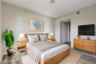 Photo #2: 2791453 Listing