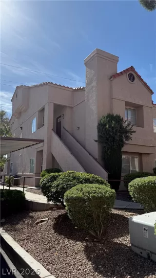 Photo #1: 2791481 Listing