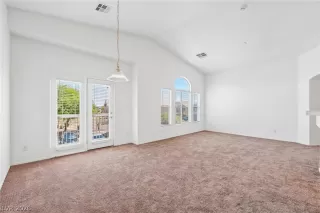 Photo #6: 2791488 Listing