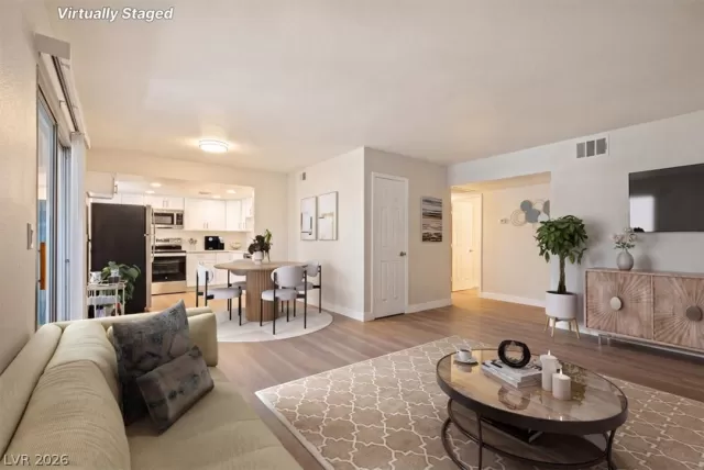 MLS: 2791506 Condo For Sale