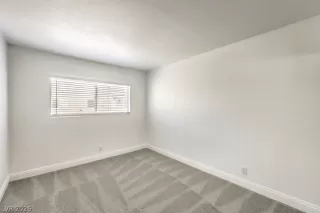 Photo #4: 2791583 Listing
