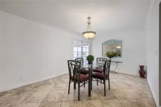 Photo #6: 2791595 Listing