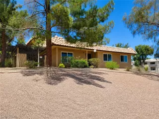 More Details about MLS # 2791601 : 748 NECTARINE COURT