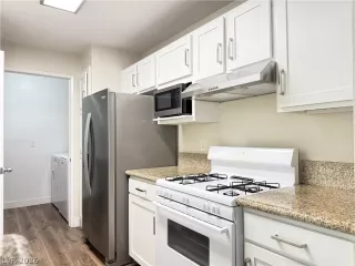 Photo #5: 2791624 Listing