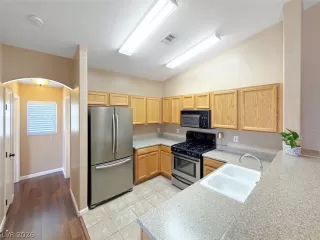 Photo #2: 2791631 Listing
