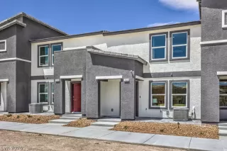 Photo #1: 2791695 Listing