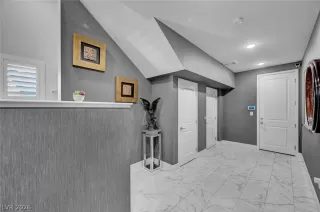 Photo #2: 2791697 Listing