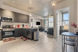 Photo #2: 2791714 Listing